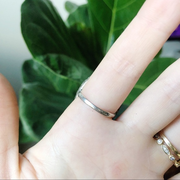 Vintage 925 silver and onyx ring size 7 3/4 - Picture 3 of 11